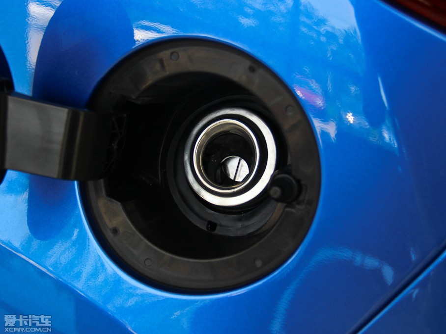 2013AɎ Ɏ 1.5L քӕr