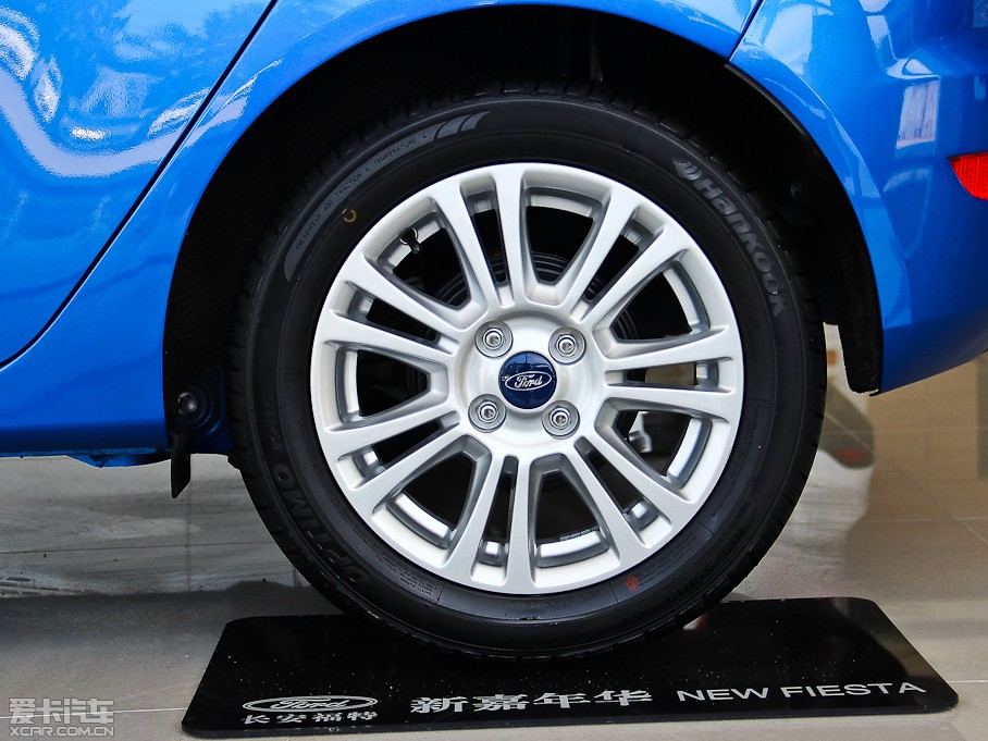 2013AɎ Ɏ 1.5L քӕr