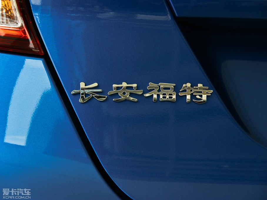 2013AɎ Ɏ 1.5L քӕr