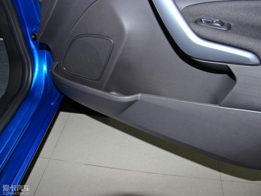 2013AɎ Ɏ 1.5L քӕr