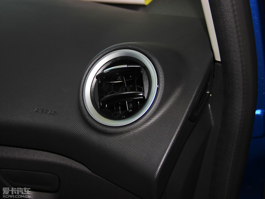 2013AɎ Ɏ 1.5L քӕr