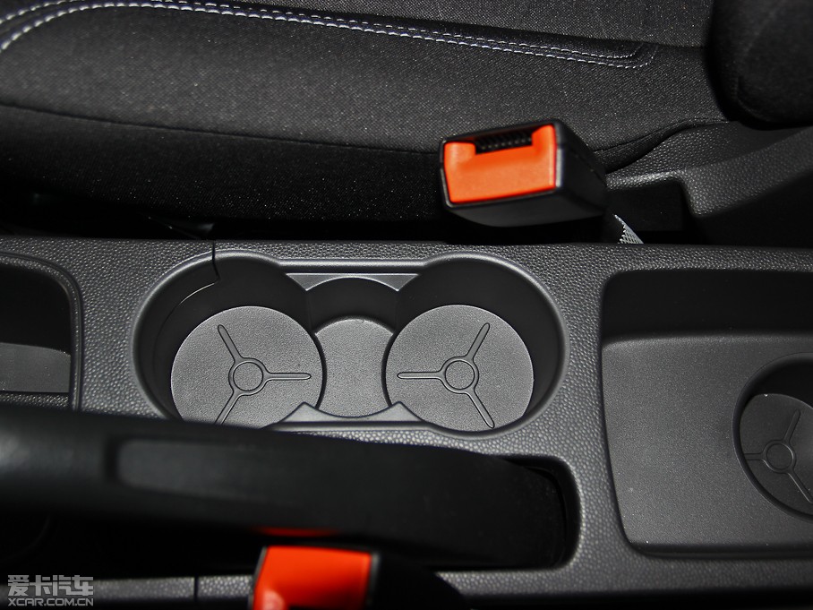 2013AɎ Ɏ 1.5L քӕr