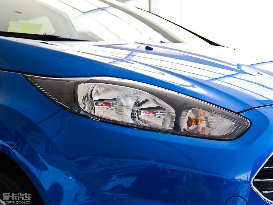 2013AɎ Ɏ 1.5L քӕr