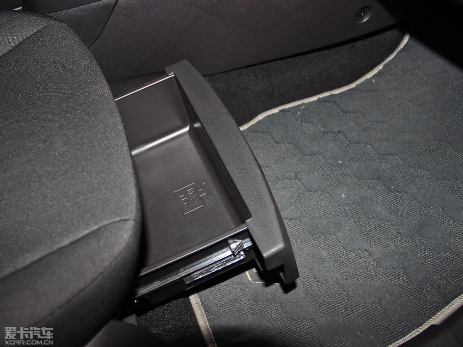 2013AɎ Ɏ 1.5L քӕr