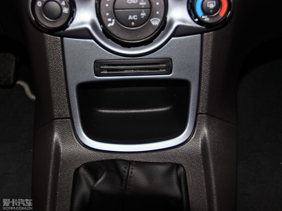 2013AɎ Ɏ 1.5L քӕr