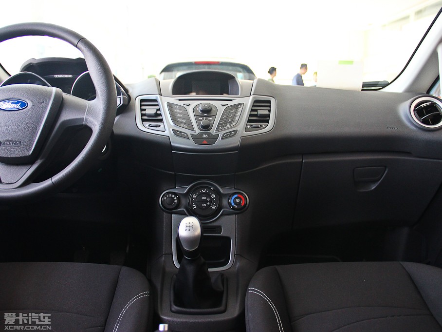 2013AɎ Ɏ 1.5L քӕr