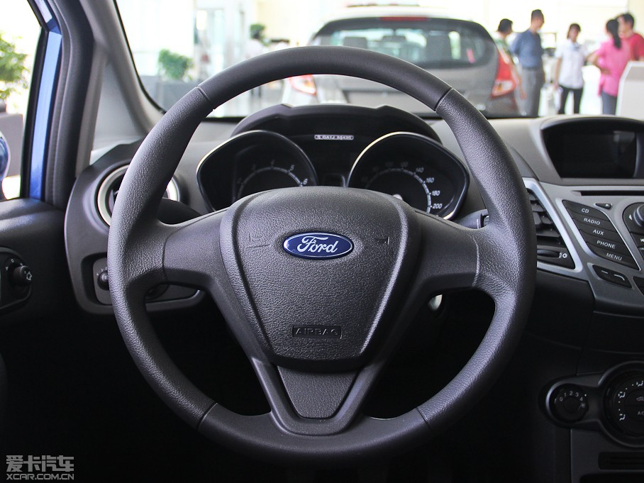 2013AɎ Ɏ 1.5L քӕr