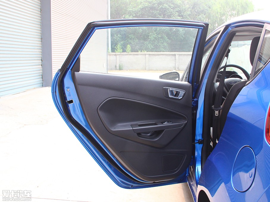 2013AɎ Ɏ 1.5L Ԅ(dng)\(yn)(dng)