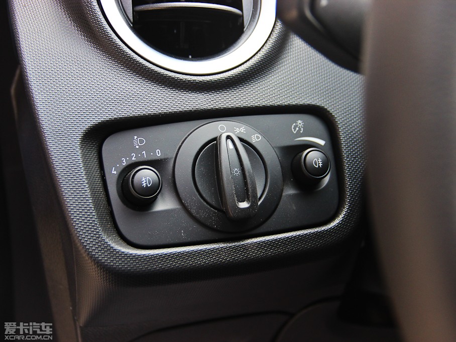 2013������A�Ɏ� �Ɏ� 1.5L �Ԅ�(d��ng)�\(y��n)��(d��ng)��