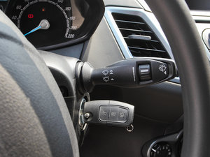 2013Ɏ 1.5L ԄƷ п؅^