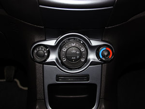 2013Ɏ 1.5L քӕr п؅^(q)