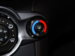 2013Ɏ 1.5L քӕr п؅^(q)