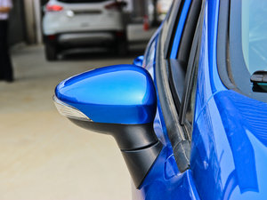 2013Ɏ 1.5L Ԅ(dng)\(yn)(dng) (x)(ji)^