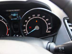 2013Ɏ 1.5L Ԅ\ п؅^