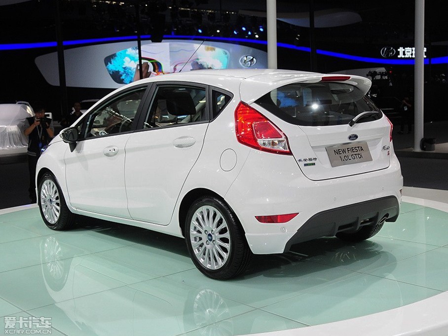 2014AɎ Ɏ 1.0 GTDi Ԅӄń