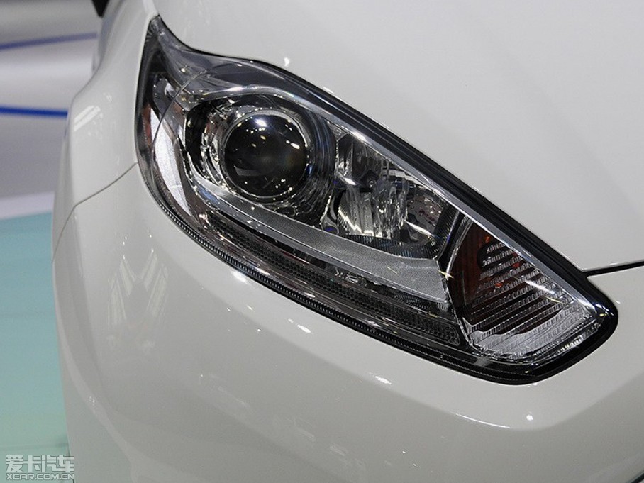 2014������A�Ɏ� �Ɏ� 1.0 GTDi �Ԅ�(d��ng)�ń�(d��ng)��