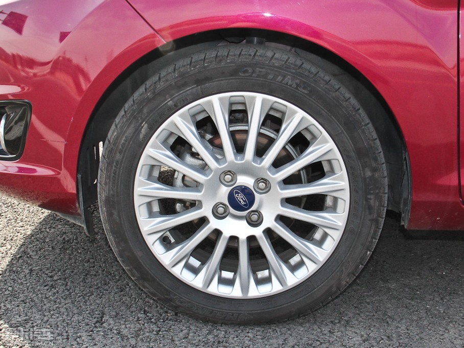 2014AɎ Ɏ 1.0 GTDi Ԅӄń