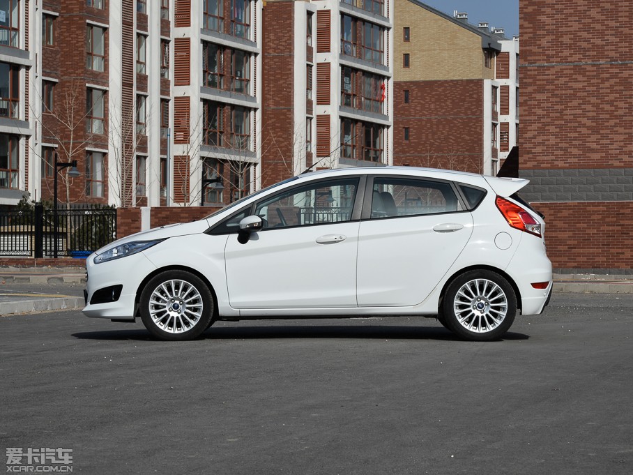 2013AɎ Ɏ 1.5L Ԅӄń