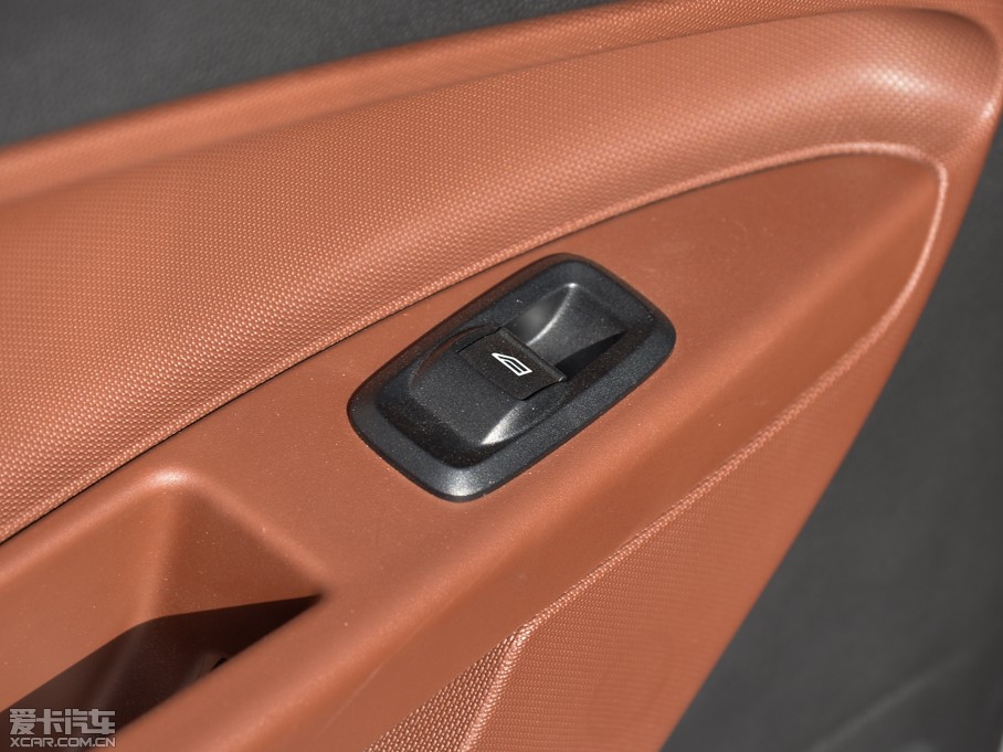 2013AɎ Ɏ 1.5L Ԅӄń