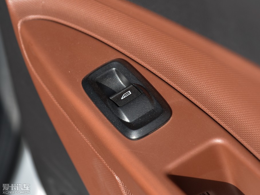 2013������A�Ɏ� �Ɏ� 1.5L �Ԅ�(d��ng)�ń�(d��ng)��