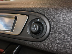 2014Ɏ 1.0 GTDi Ԅӄń п؅^(q)