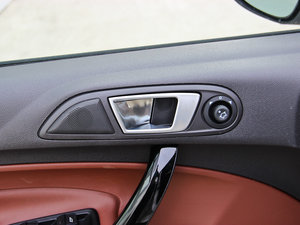 2014Ɏ 1.0 GTDi Ԅӄń g