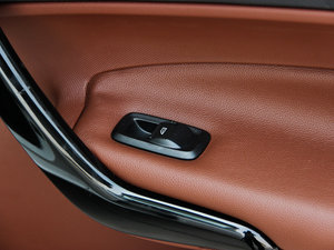 2014Ɏ 1.0 GTDi Ԅӄń g