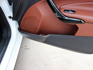 2014Ɏ 1.0 GTDi Ԅӄń g