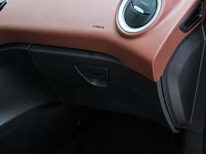 2014Ɏ 1.0 GTDi Ԅӄń g