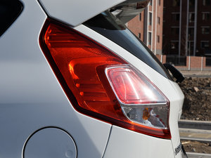 2013Ɏ 1.5L Ԅӄń ^