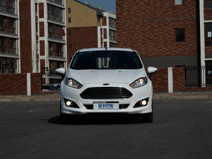 2013Ɏ 1.5L Ԅӄń (x)(ji)^