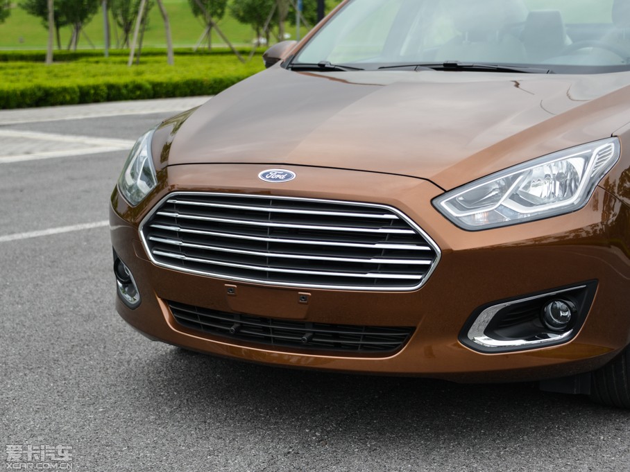 2015˹ 1.5L Ԅӕr