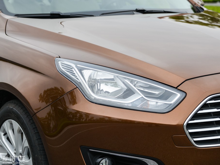 2015˹ 1.5L Ԅ(dng)r(sh)