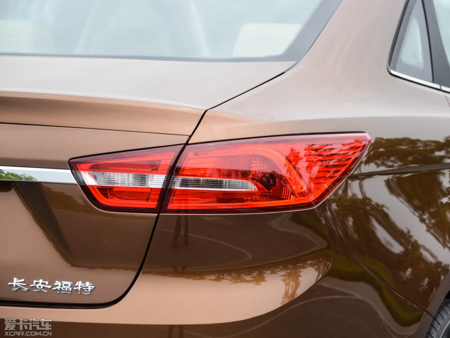 2015˹ 1.5L Ԅ(dng)r(sh)