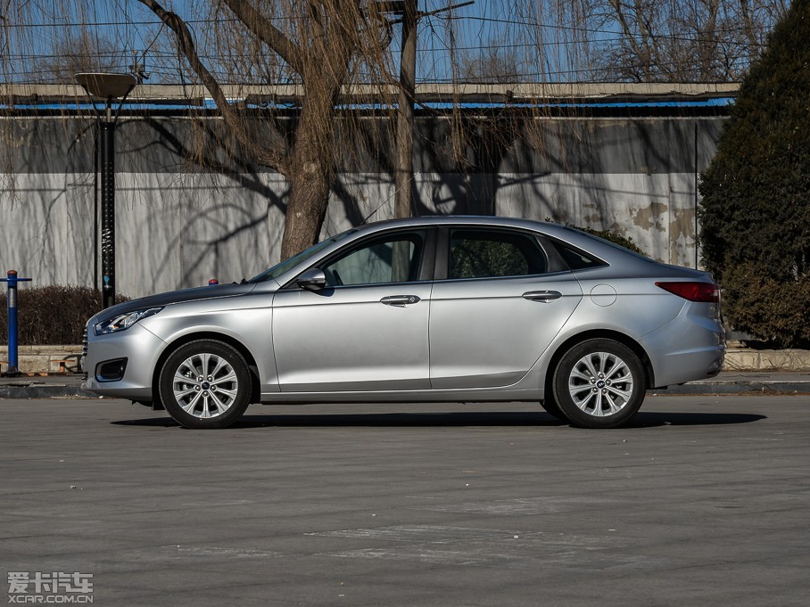 2015˹ 1.5L Ԅ(dng)r(sh)