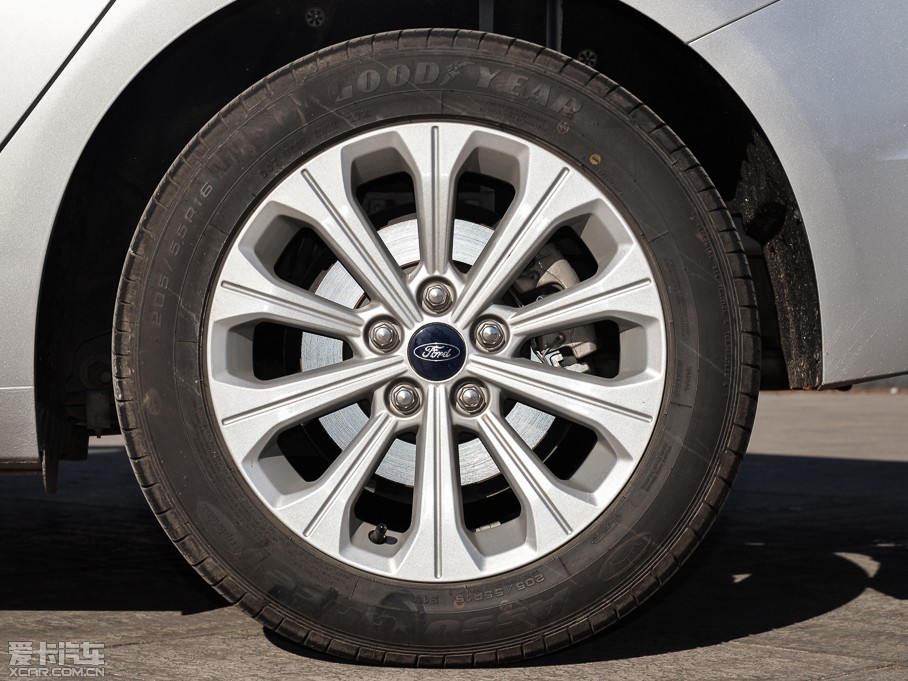 2015˹ 1.5L Ԅӕr