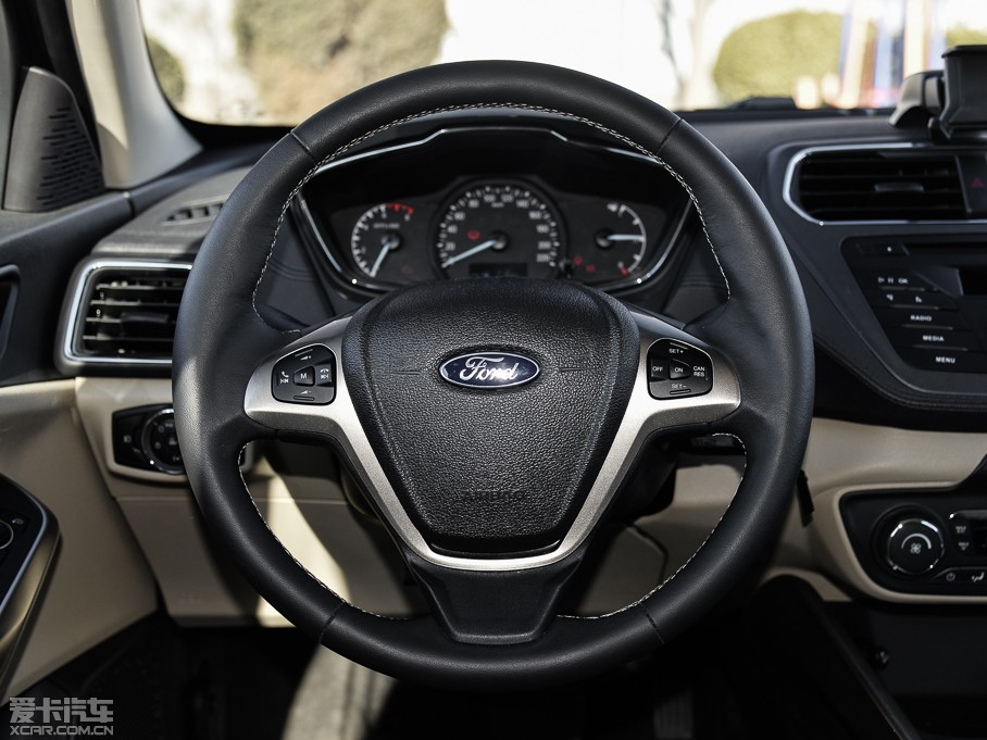 2015˹ 1.5L Ԅӕr