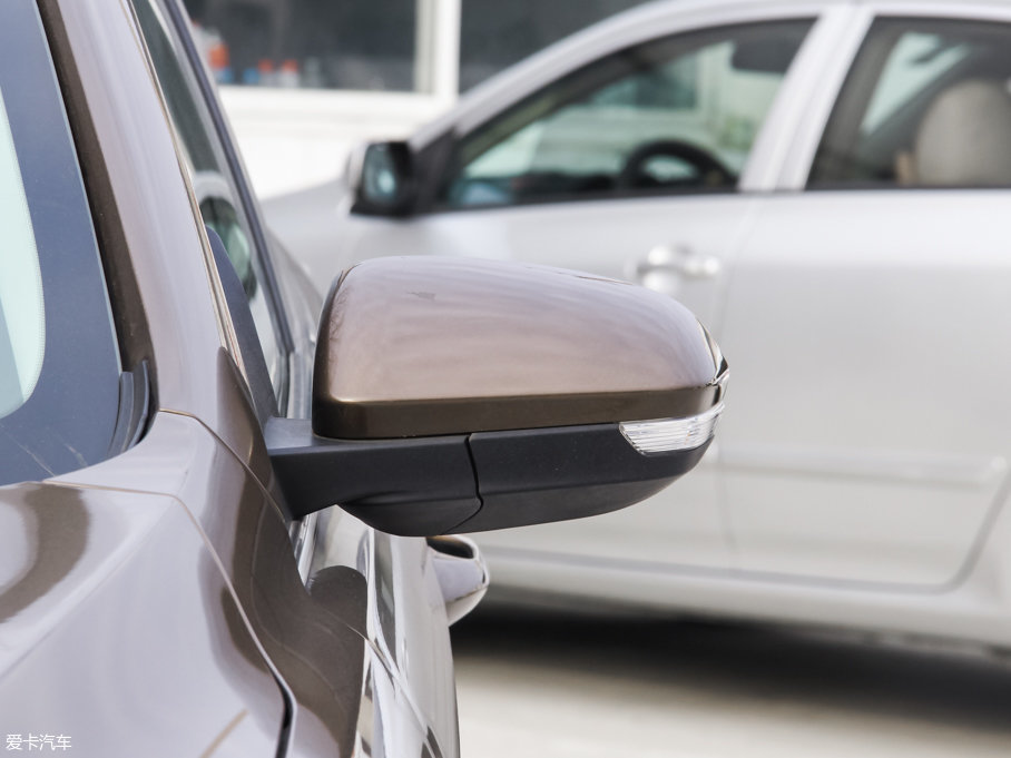 2015˹ 1.5L Ԅ(dng)r(sh)