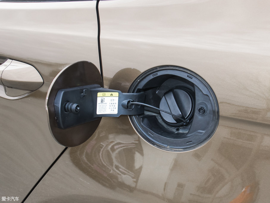 2015˹ 1.5L Ԅӕr