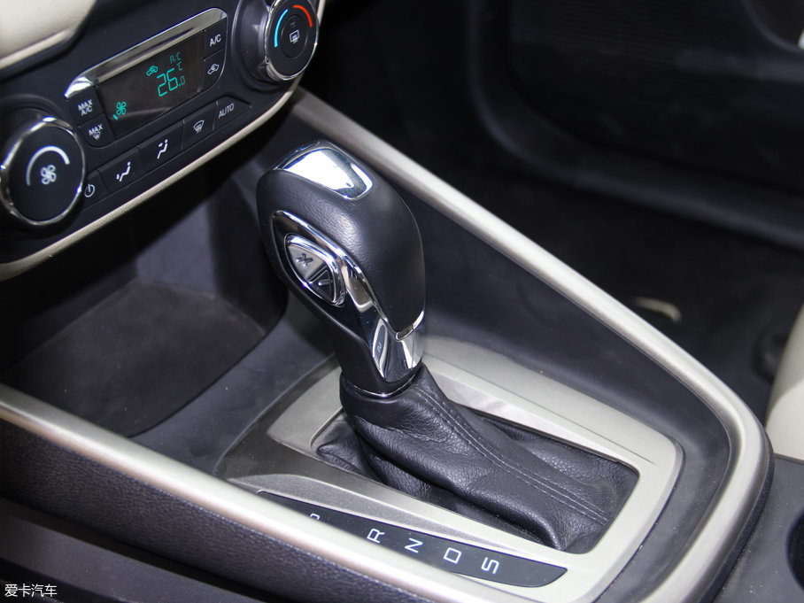 2015˹ 1.5L Ԅ(dng)r(sh)