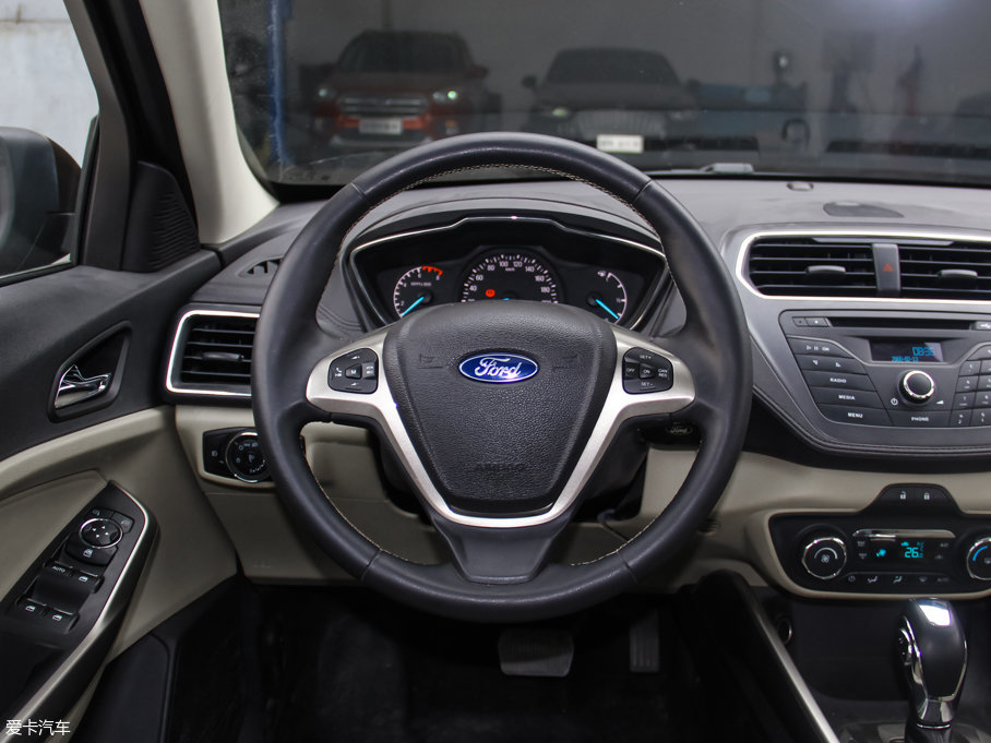 2015˹ 1.5L Ԅӕr