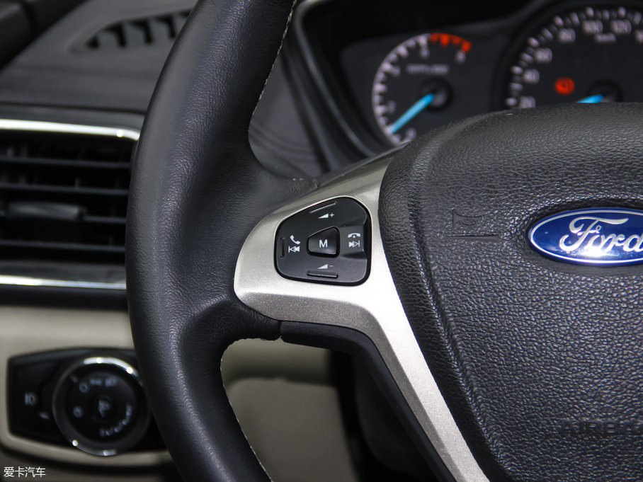 2015˹ 1.5L Ԅӕr