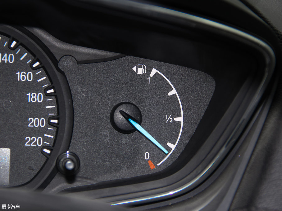 2015˹ 1.5L Ԅ(dng)r(sh)