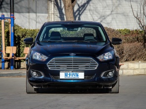 長安福特2015款福睿斯