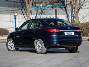 長安福特2015款福睿斯