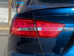 20151.5L քӕr (ji)^