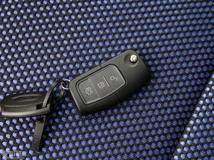 2014(jng)丣˹Ɏ 1.8L Ԅӿ׵ذ