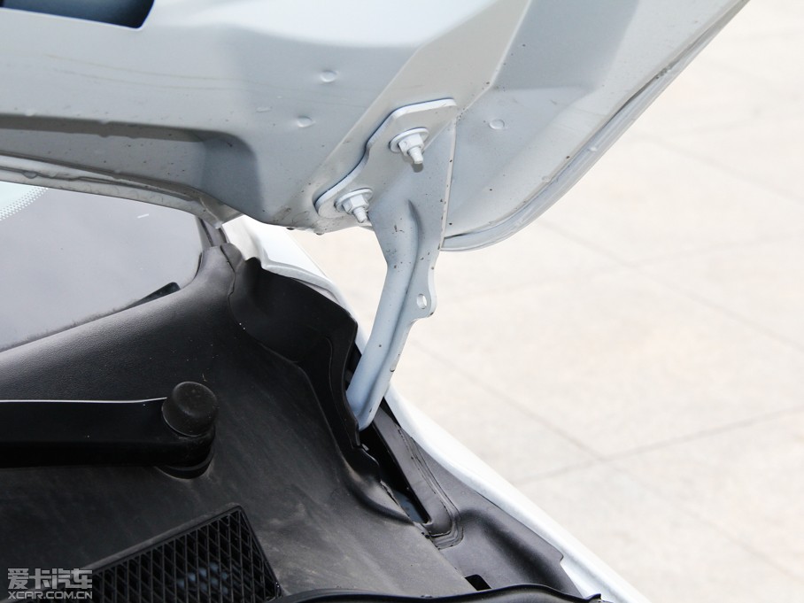 2014丣˹Ɏ 1.8L Ԅӿ׵ذ