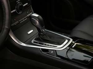 2015款2.7T GTDi 四驱尊锐型 换挡杆