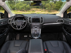 2015款2.7T GTDi 四驱尊锐型 内饰全景